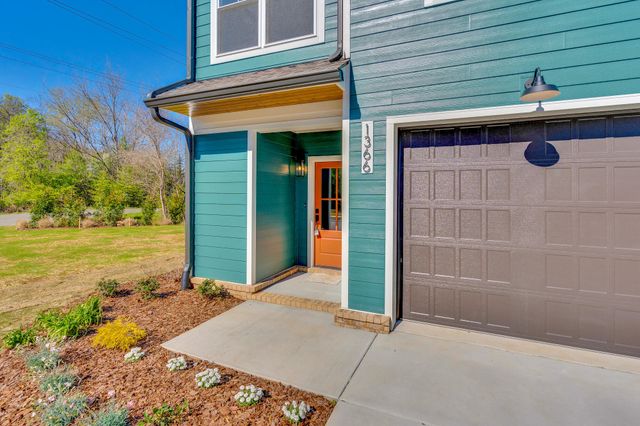 1366 Thomas Avenue, Chattanooga, TN 37409