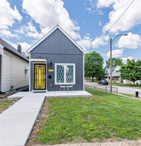 2301 Sulphur Avenue, St Louis, MO 63139
