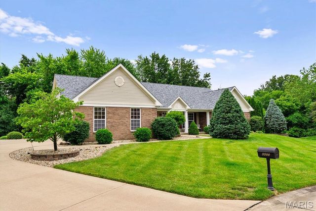 3300 Gadwall Court, Swansea, IL 62226