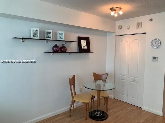 1200 Brickell Bay Dr 2716, Miami, FL 33131