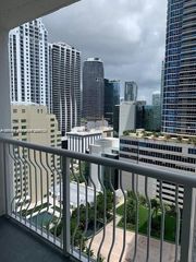 1200 Brickell Bay Dr 2716, Miami, FL 33131
