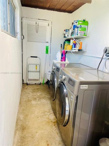 3049 NW 6th Ave, Wilton Manors, FL 33311