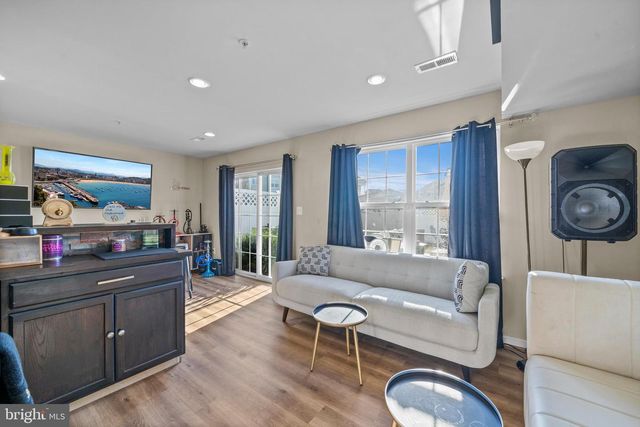 5335 TWEEDDALE PL, White Plains, MD 20695