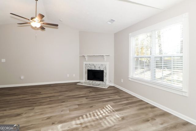 731 Sugar Oak Lane, Lawrenceville, GA 30043