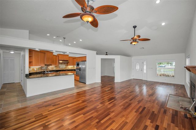 6007 98TH WAY N, St Petersburg, FL 33708