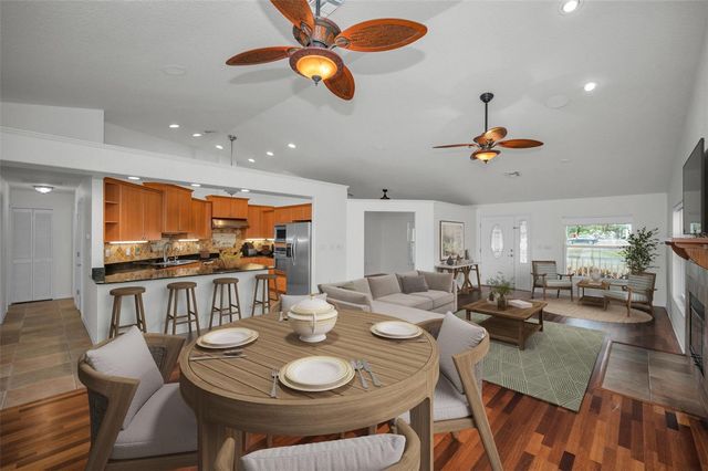 6007 98TH WAY N, St Petersburg, FL 33708