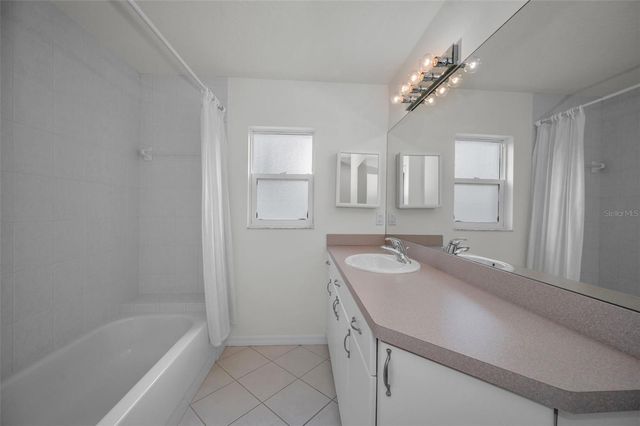 6007 98TH WAY N, St Petersburg, FL 33708