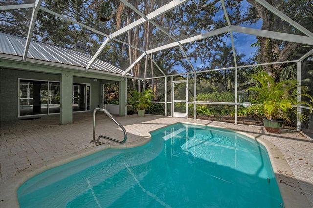 6007 98TH WAY N, St Petersburg, FL 33708