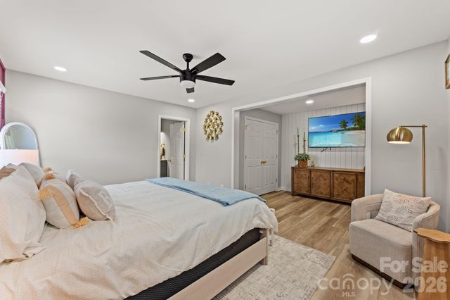 1314 Holly Drive, North Myrtle Beach, SC 29582