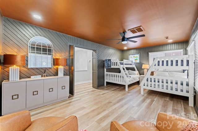 1314 Holly Drive, North Myrtle Beach, SC 29582