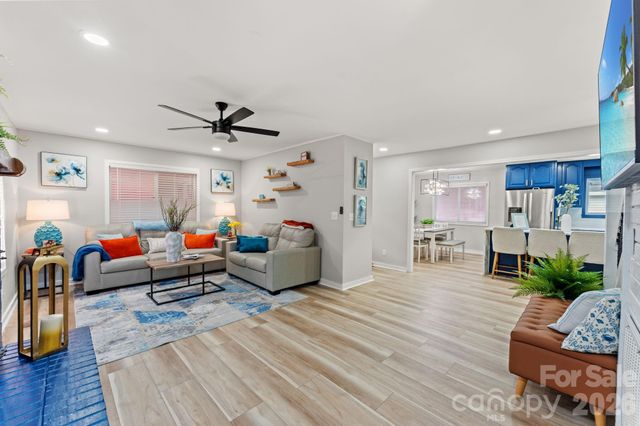 1314 Holly Drive, North Myrtle Beach, SC 29582