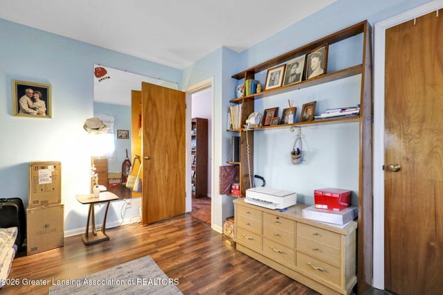 7571 N Hartel Road, Grand Ledge, MI 48837