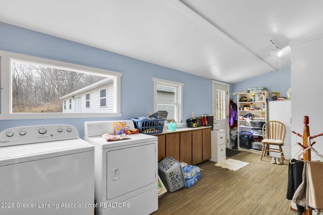 7571 N Hartel Road, Grand Ledge, MI 48837