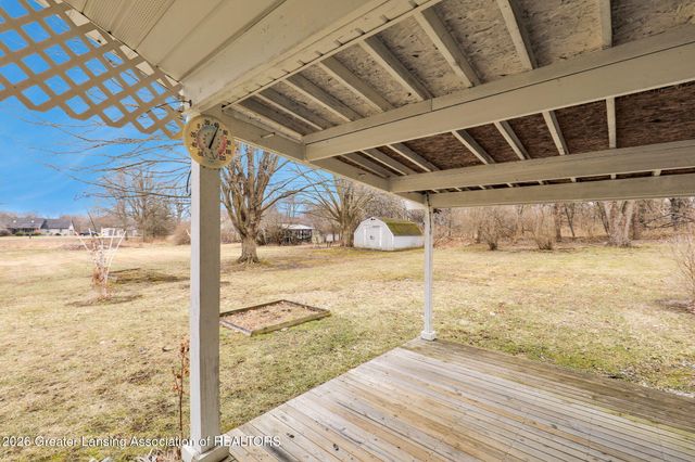 7571 N Hartel Road, Grand Ledge, MI 48837