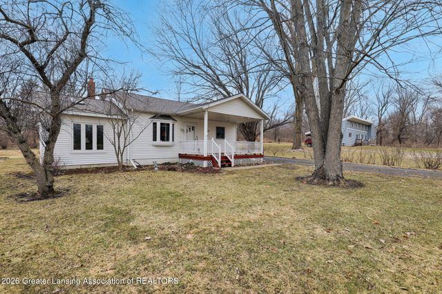 7571 N Hartel Road, Grand Ledge, MI 48837