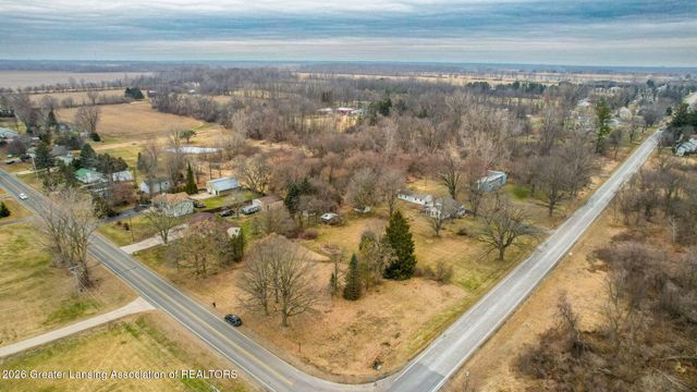7571 N Hartel Road, Grand Ledge, MI 48837