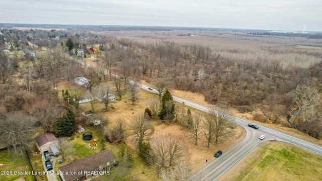 7571 N Hartel Road, Grand Ledge, MI 48837
