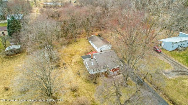 7571 N Hartel Road, Grand Ledge, MI 48837