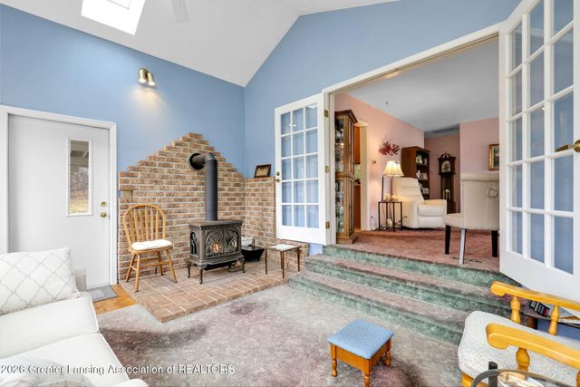 7571 N Hartel Road, Grand Ledge, MI 48837