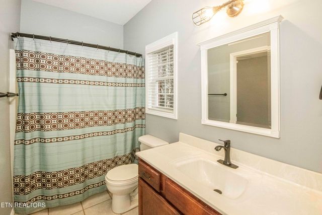 3316 Colby Cove Drive, Maryville, TN 37801