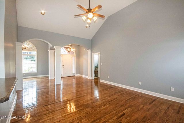 3316 Colby Cove Drive, Maryville, TN 37801