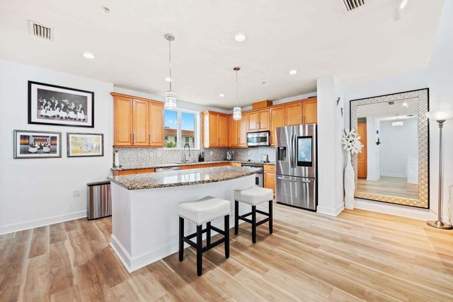 2001 Coral Heights Boulevard, Oakland Park, FL 33308