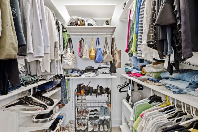 2001 Coral Heights Boulevard, Oakland Park, FL 33308