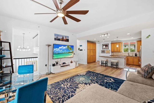 2001 Coral Heights Boulevard, Oakland Park, FL 33308