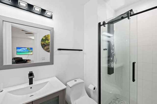 2001 Coral Heights Boulevard, Oakland Park, FL 33308