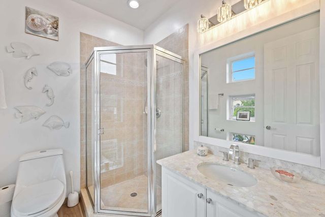 2001 Coral Heights Boulevard, Oakland Park, FL 33308