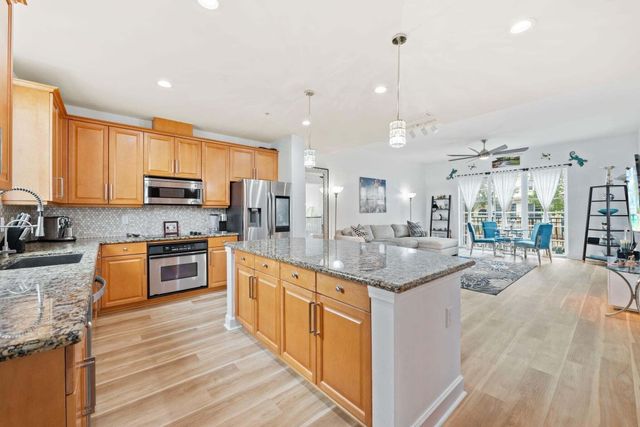 2001 Coral Heights Boulevard, Oakland Park, FL 33308