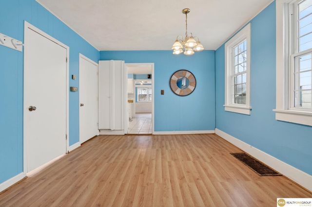 4212 S 27th Street, Omaha, NE 68107