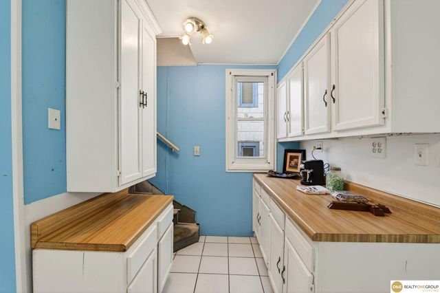 4212 S 27th Street, Omaha, NE 68107