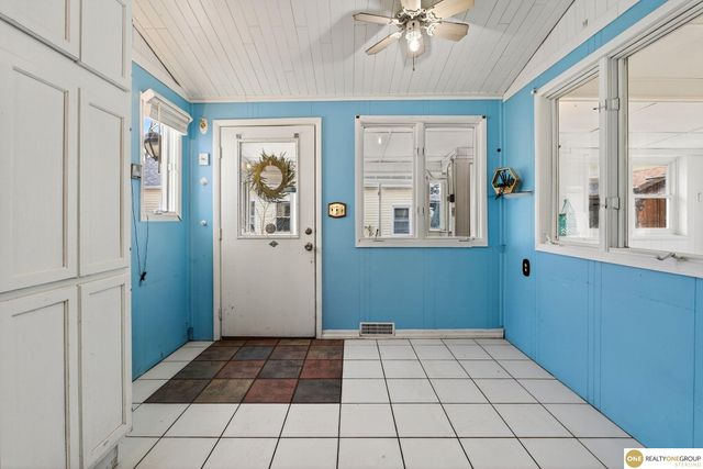 4212 S 27th Street, Omaha, NE 68107