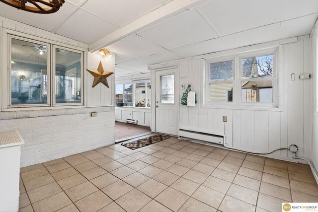 4212 S 27th Street, Omaha, NE 68107