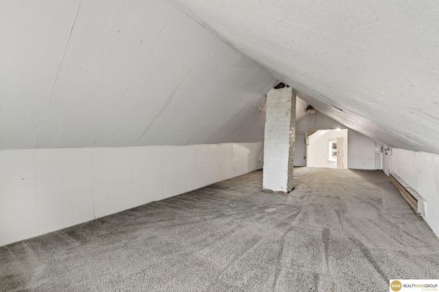 4212 S 27th Street, Omaha, NE 68107