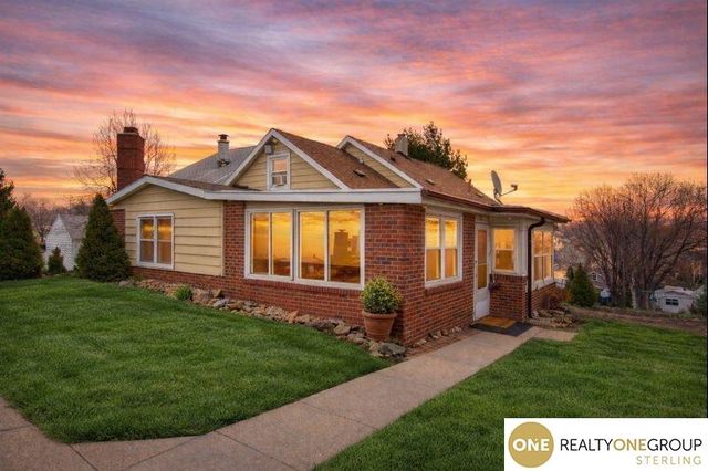 4212 S 27th Street, Omaha, NE 68107