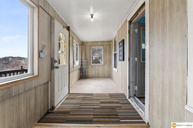 4212 S 27th Street, Omaha, NE 68107