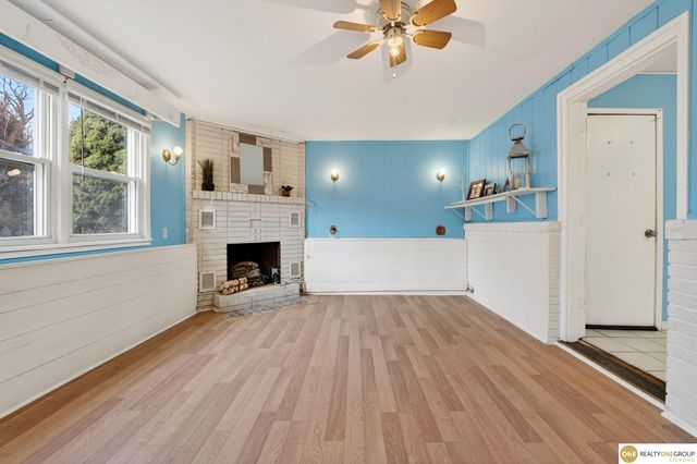 4212 S 27th Street, Omaha, NE 68107