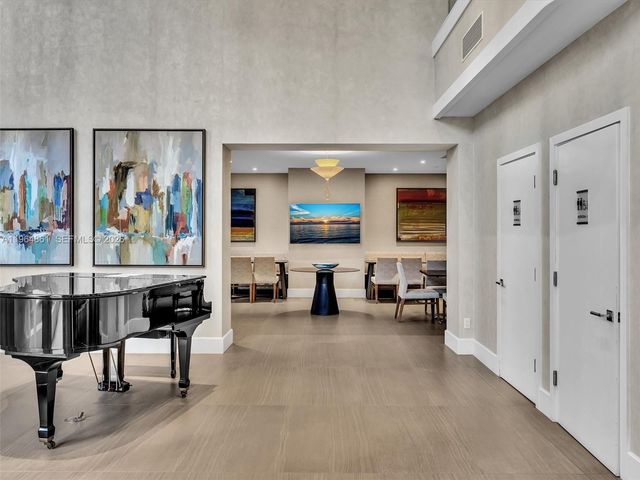 21150 Point Pl 305, Aventura, FL 33180