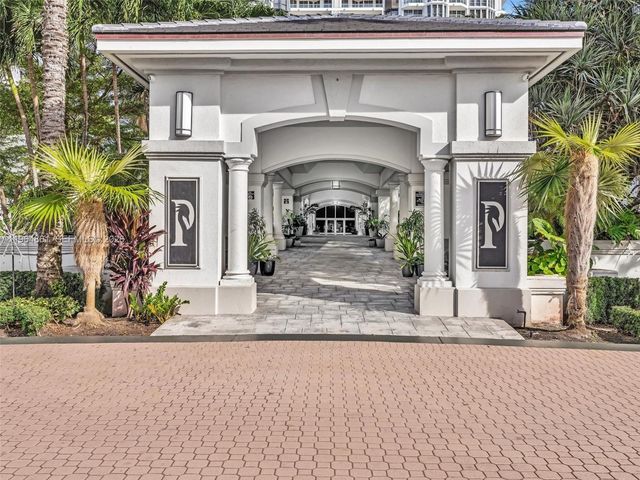 21150 Point Pl 305, Aventura, FL 33180