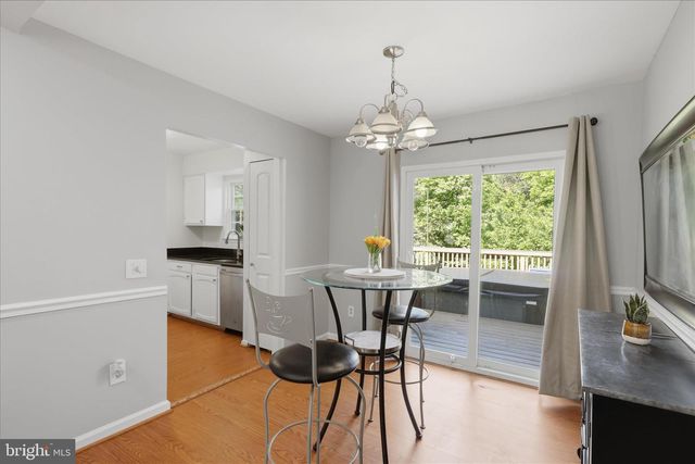 6 CROSS LAUREL CT, Germantown, MD 20876