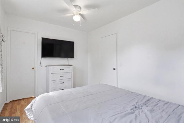 6 CROSS LAUREL CT, Germantown, MD 20876