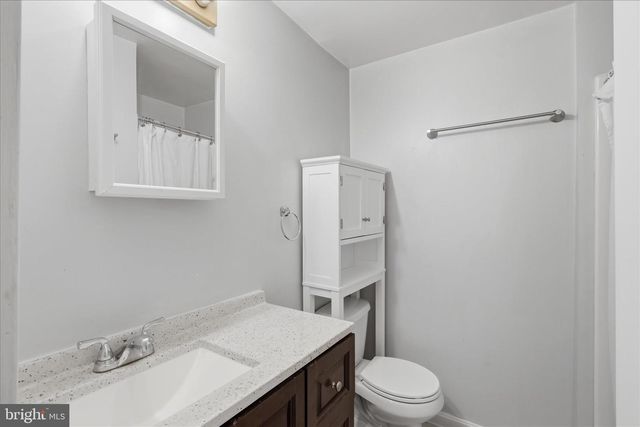 6 CROSS LAUREL CT, Germantown, MD 20876