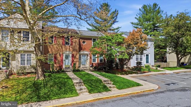 6 CROSS LAUREL CT, Germantown, MD 20876