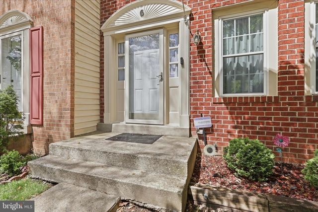 6 CROSS LAUREL CT, Germantown, MD 20876