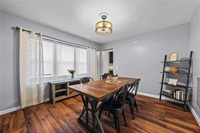 203 Pinehill Drive, Irondequoit, NY 14622