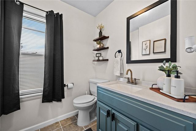 203 Pinehill Drive, Irondequoit, NY 14622