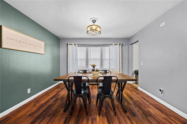 203 Pinehill Drive, Irondequoit, NY 14622