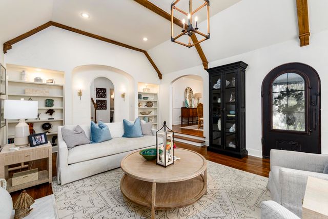 4808 CRESTWOOD, Little Rock, AR 72207